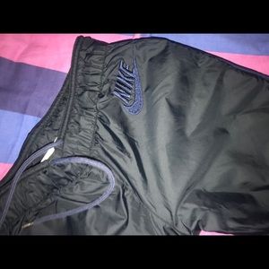 Nike Legging Trousers Sizes: XS/S it's starchy